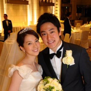 鷲尾春果　辻岡義堂　結婚式　画像