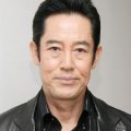山下真司 嫁は年上で再婚だった。息子、達也の実父はミツミ電機の創業者。